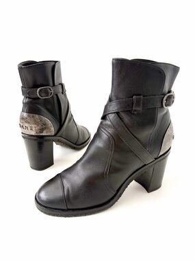 CHANEL | Black Leather Silver CC Heel Buckle Ankle Boots Block Heel EU 39